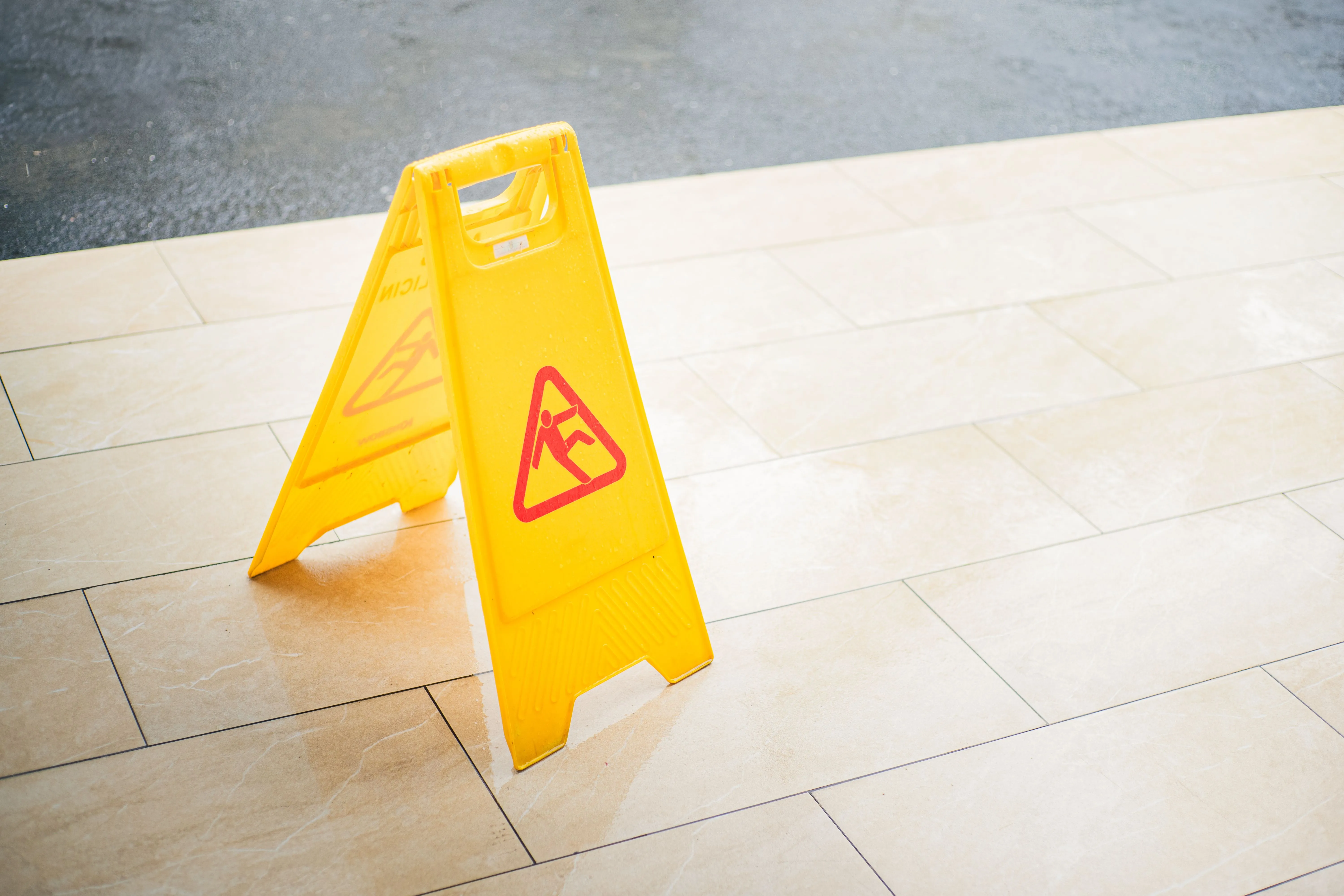 Workplace Accidents in Bahrain: When Employee Conduct Affects Employer Liability